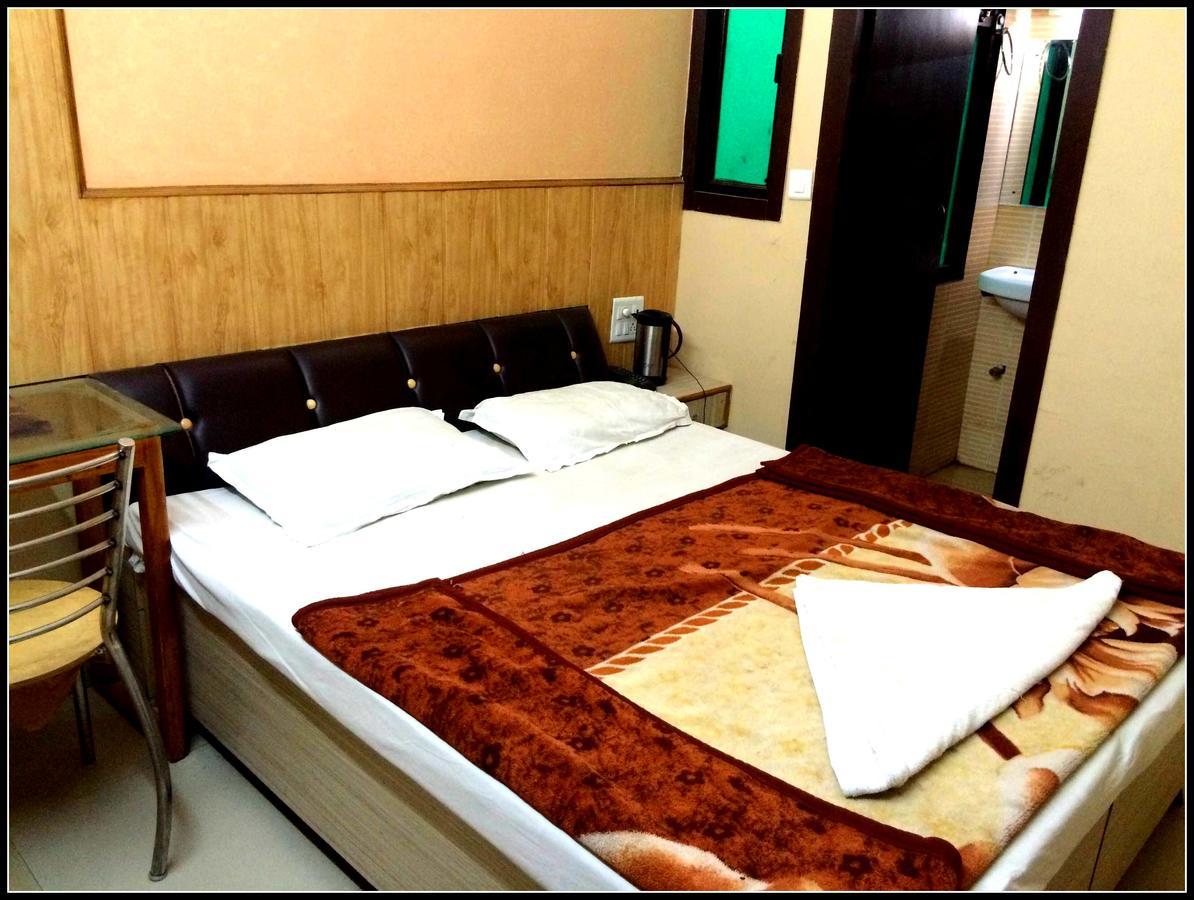 Hotel Shaurya Haridwār Exterior foto
